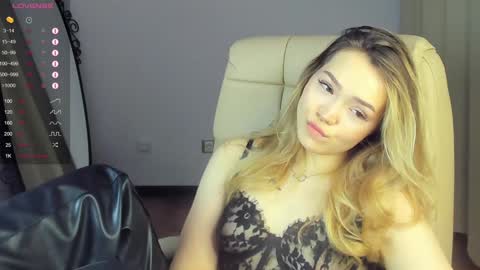 hello Im Eva online show from 01/18/25, 11:21