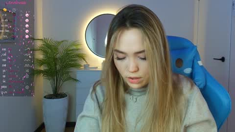 hello Im Eva online show from 01/30/25, 05:09