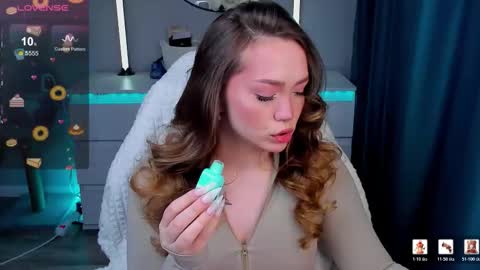 hello Im Eva online show from 02/02/26, 11:42