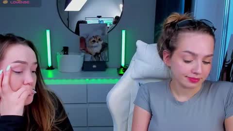 Snapshot of hottease_pvt chatting on 03/08/26, 02:04 hello Im Eva online show from 03/08/26, 02:04