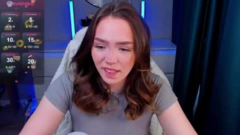 Snapshot of hottease_pvt chatting on 04/11/26, 07:24 hello Im Eva online show from 04/11/26, 07:24