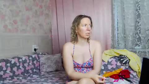 Snapshot of hotteramanda chatting on 02/05/25, 03:55 Amanda online show from 02/05/25, 03:55