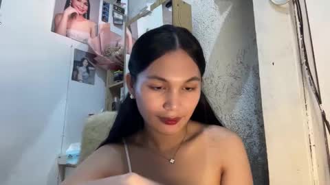 Snapshot of hottie_amari chatting on 04/08/26, 07:30 Amari online show from 04/08/26, 07:30