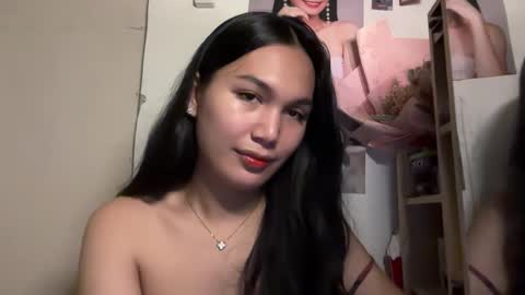 Snapshot of hottie_amari chatting on 04/12/26, 01:54 Amari online show from 04/12/26, 01:54