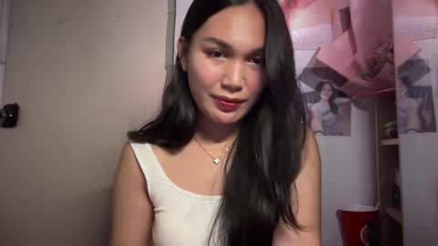 Snapshot of hottie_amari chatting on 04/14/26, 03:40 Amari online show from 04/14/26, 03:40