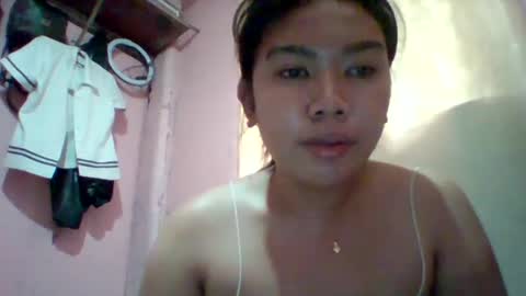 Snapshot of hottie_aniya05 chatting on 12/26/24, 02:01 hottie_aniya05 online show from 12/26/24, 02:01