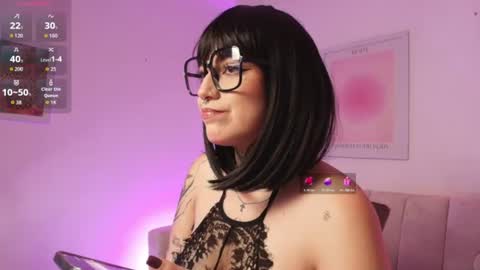 Snapshot of hottie_cami chatting on 07/11/26, 08:44 Camila online show from 07/11/26, 08:44