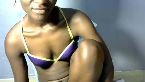Snapshot of hottie_gal90 chatting on 07/12/26, 05:09 hottie_gal90 online show from 07/12/26, 05:09