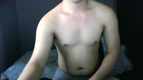 Snapshot of hottie_kyle69 chatting on 04/21/26, 02:37 hottie_kyle69 online show from 04/21/26, 02:37