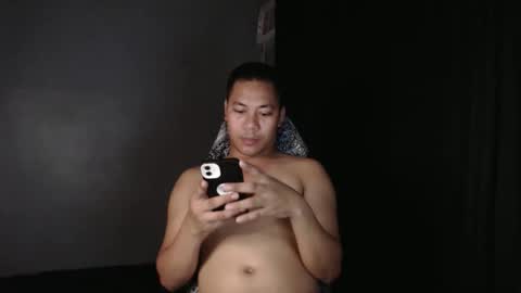 Snapshot of hottie_kyle69 chatting on 04/22/26, 10:50 hottie_kyle69 online show from 04/22/26, 10:50