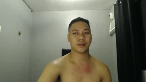 Snapshot of hottie_kyle69 chatting on 05/30/26, 07:22 hottie_kyle69 online show from 05/30/26, 07:22