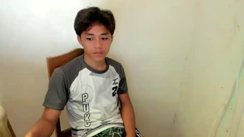 Snapshot of hottie_migs chatting on 04/14/26, 12:00 hottie_migs online show from 04/14/26, 12:00