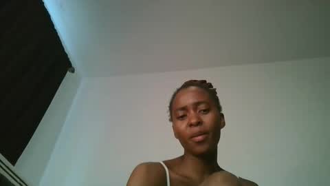 Snapshot of hottie_mistie chatting on 05/03/26, 10:43 hottie_mistie online show from 05/03/26, 10:43