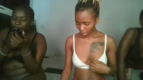 Snapshot of hottie_mistie chatting on 05/06/26, 11:15 hottie_mistie online show from 05/06/26, 11:15