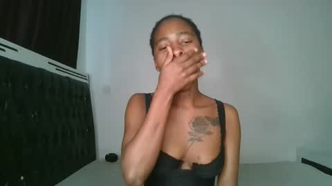 Snapshot of hottie_mistie chatting on 06/10/26, 06:45 hottie_mistie online show from 06/10/26, 06:45