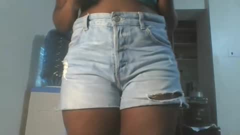 Snapshot of hottie_vera chatting on 10/12/25, 08:46 vera online show from 10/12/25, 08:46