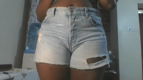 Snapshot of hottie_vera chatting on 10/18/25, 08:53 vera online show from 10/18/25, 08:53