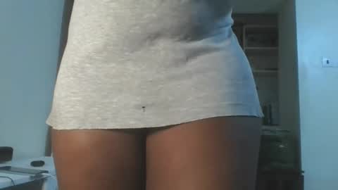 Snapshot of hottie_vera chatting on 02/15/26, 05:37 vera online show from 02/15/26, 05:37