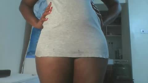 Snapshot of hottie_vera chatting on 02/16/26, 06:37 vera online show from 02/16/26, 06:37