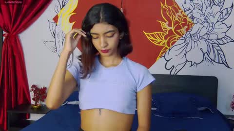 Snapshot of hottie_veronica chatting on 05/11/26, 08:17 Veronica independent model online show from 05/11/26, 08:17