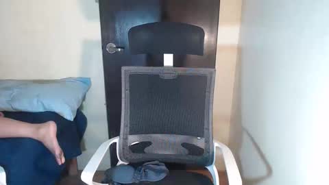 Snapshot of hottie_xoxo chatting on 11/01/25, 08:16 Meryl online show from 11/01/25, 08:16