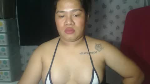 Snapshot of hottiebarbie28 chatting on 04/07/26, 02:17 hottiebarbie28 online show from 04/07/26, 02:17