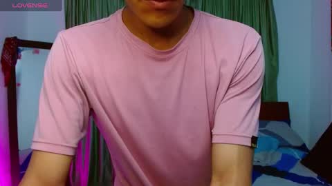 stiven online show from 01/01/25, 01:26