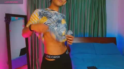 stiven online show from 03/04/25, 10:24