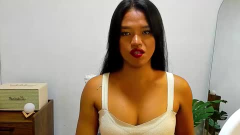 Snapshot of hottieelijah760282 chatting on 10/17/25, 06:27 Maxine online show from 10/17/25, 06:27