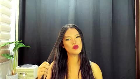 Snapshot of hottieelijah760282 chatting on 11/28/25, 03:09 Maxine online show from 11/28/25, 03:09