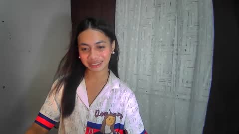 Snapshot of hottiescummerx chatting on 12/07/24, 11:34 N I C A online show from 12/07/24, 11:34