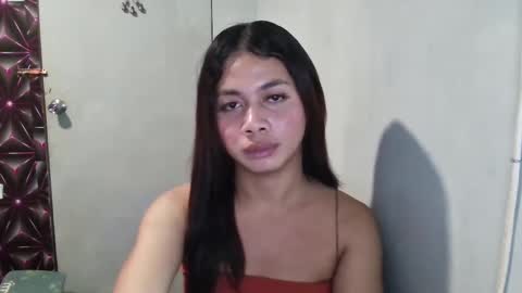 Snapshot of hottiescummerx chatting on 01/22/25, 10:59 N I C A online show from 01/22/25, 10:59