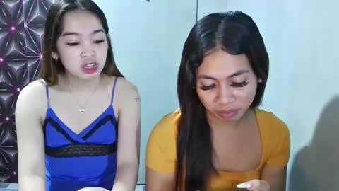 Snapshot of hottiescummerx chatting on 02/04/25, 03:57 N I C A online show from 02/04/25, 03:57