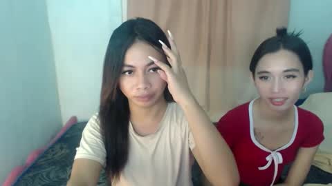 Snapshot of hottiescummerx chatting on 03/10/25, 09:43 N I C A online show from 03/10/25, 09:43