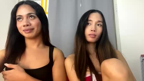 Snapshot of hottiescummerx chatting on 10/18/25, 07:14 N I C A online show from 10/18/25, 07:14