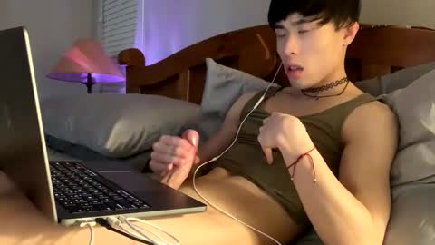 hottiewithabody101 online show from 03/31/26, 01:00