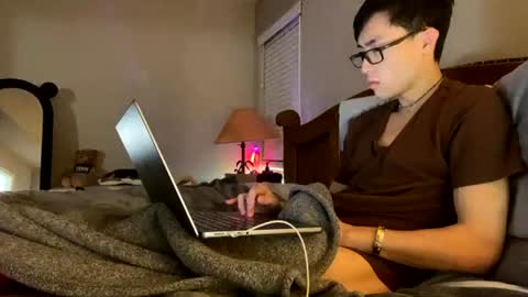 Snapshot of hottiewithabody101 chatting on 07/16/26, 12:11 hottiewithabody101 online show from 07/16/26, 12:11