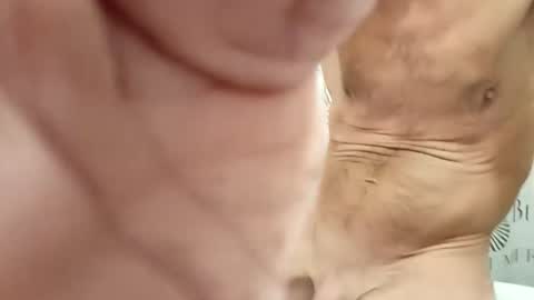 hottinrh2 online show from 12/05/24, 02:44