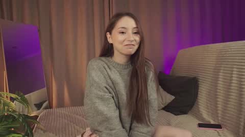 Snapshot of hottpeachh chatting on 10/05/25, 04:05 hottpeachh online show from 10/05/25, 04:05