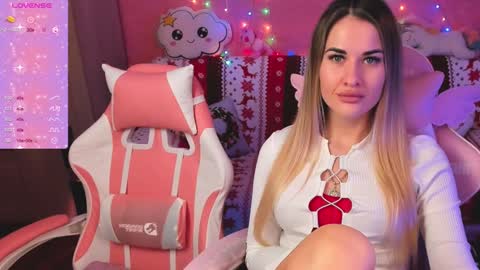 Ivanna and Jessica online show from 02/08/25, 06:12