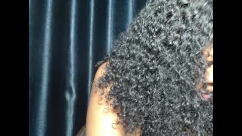 hotty_lora889 online show from 11/11/25, 10:15