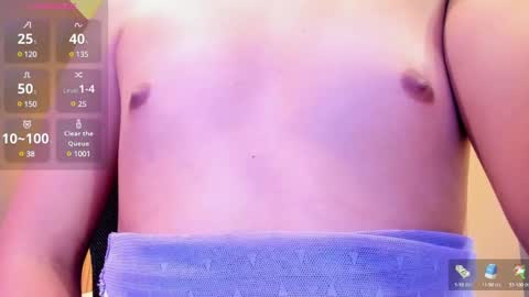 Snapshot of hotty_red_ chatting on 12/13/24, 06:38  HOTTY online show from 12/13/24, 06:38