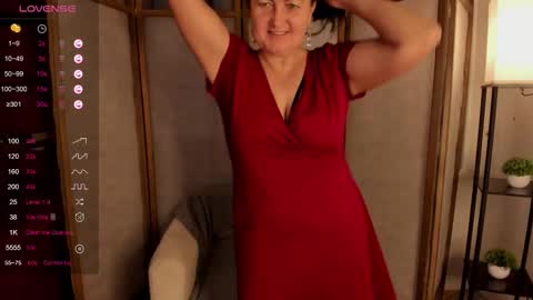 Snapshot of hottyannaa chatting on 11/11/25, 02:55 Anna online show from 11/11/25, 02:55