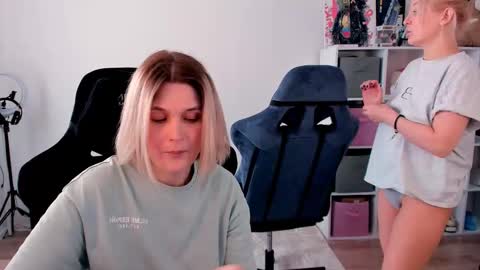 Snapshot of hottyblonds chatting on 03/12/26, 12:44 Nessie and Jessie online show from 03/12/26, 12:44