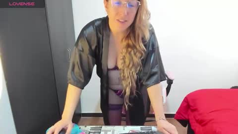 hottychrystal online show from 05/27/26, 01:19