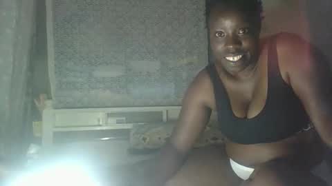 Snapshot of hotwet519320 chatting on 04/21/26, 11:05 hotwet519320 online show from 04/21/26, 11:05