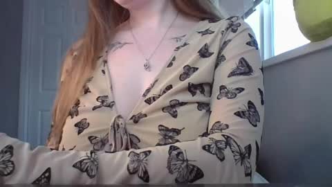 hotwifelili online show from 04/21/26, 11:18