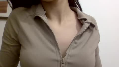 Snapshot of hotwinterxx chatting on 12/03/24, 08:17 Hotwixx online show from 12/03/24, 08:17