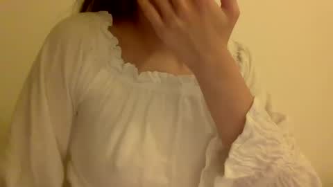 Snapshot of hotwinterxx chatting on 12/18/24, 01:37 Hotwixx online show from 12/18/24, 01:37