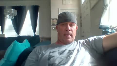 Snapshot of hotyummycock69 chatting on 09/17/25, 07:37 hotyummycock69 online show from 09/17/25, 07:37